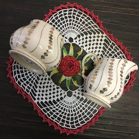 Sadler England Gilt Gold Porcealin Sugar Bowl & Creamer Set - Picture 4 of 9